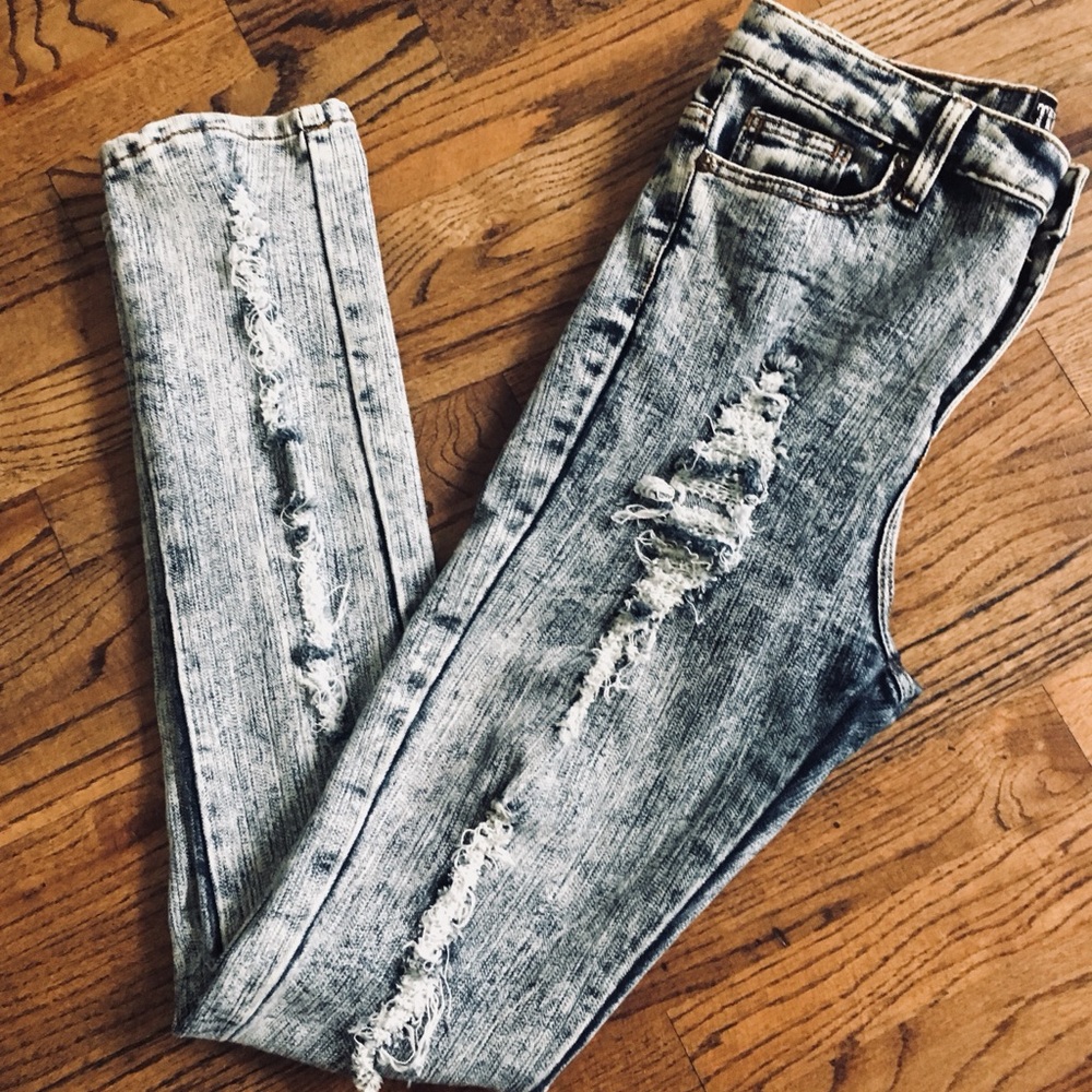 High Waist Jeans!!